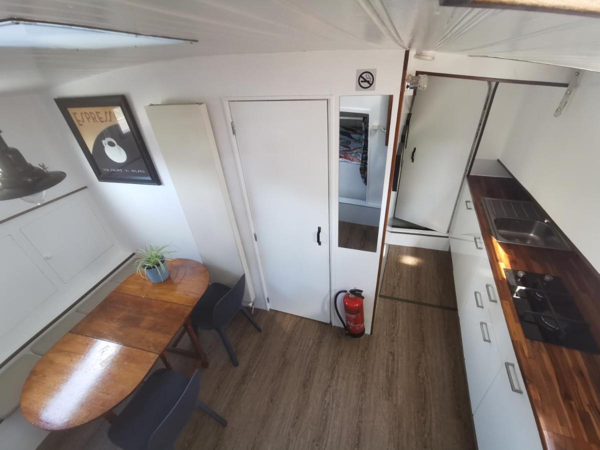Waterloo square river vieuw houseboat Amsterdam Extérieur photo